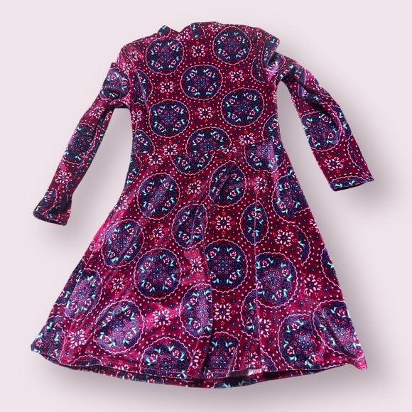 Set Of Two Vintage Toddler Velvet Dresses With Paisley Lace Ribbon Detail Size 5 - Picture 12 of 16